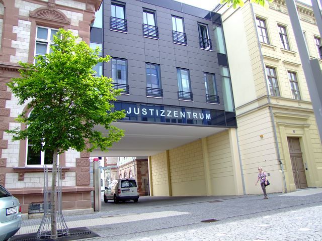 Außenansicht Justizzentrum Gera