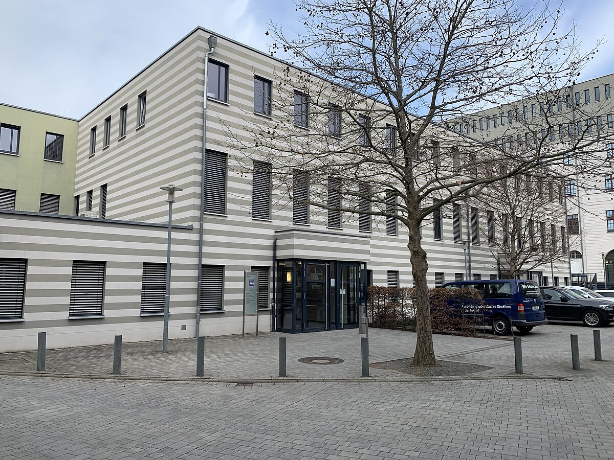 Außenansicht Eingangsbereich